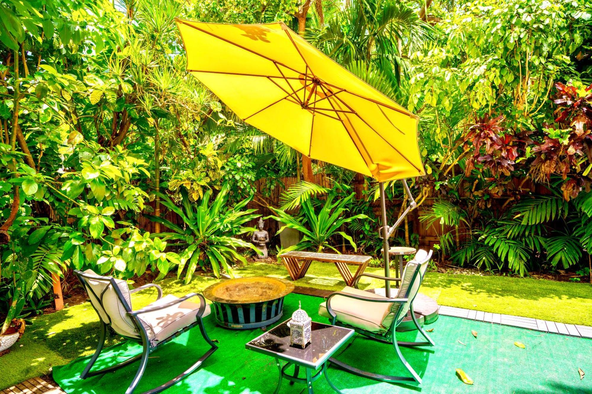 Entire Private Beautiful 2 Bedroom Plus Den House With Gated Front&Back Yard And Free Parking 10Min Drive To Miami Beach Buitenkant foto